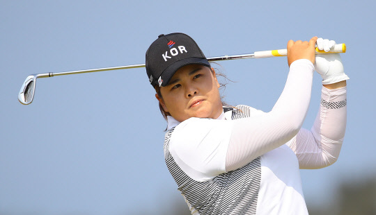 19일(현지시간) 브라질 리우데자네이루 올림픽 골프코스에서 열린 2016 리우올림픽 여자 골프 3라운드 경기에서 한국의 박인비가 6번홀에서 티샷을 하고 있다.  2016.8.20